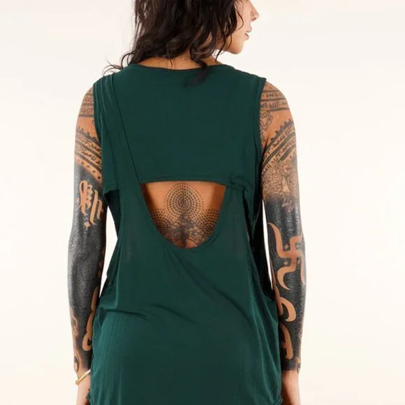 Toonzshop "Leigha" loose sleeveless top - Picture 3 of 6